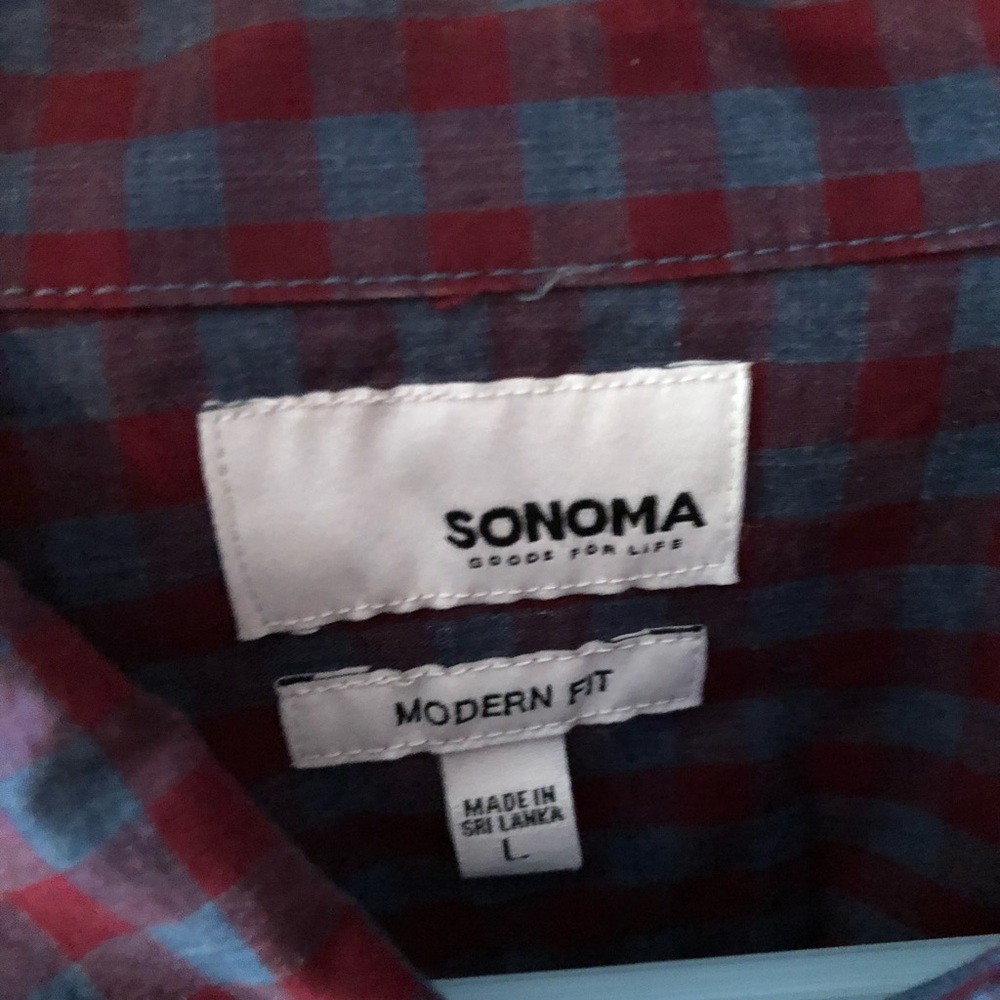 Men’s button down - Picture 3 of 3